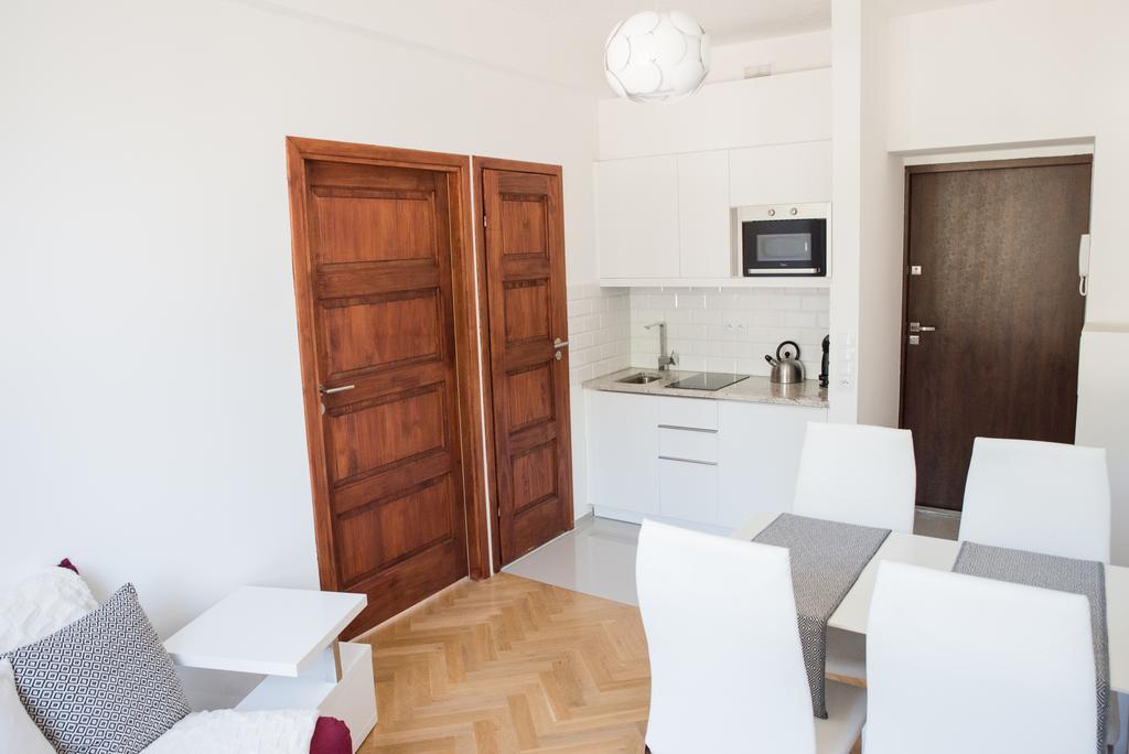 Apartment Nearto Old Town Na Ustroniu Street คราคูฟ ภายนอก รูปภาพ